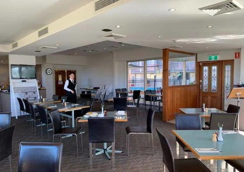 藍山酒店管理學院 校園風格、環(huán)境設(shè)施與師資力量解析——聚焦餐飲管理專業(yè)